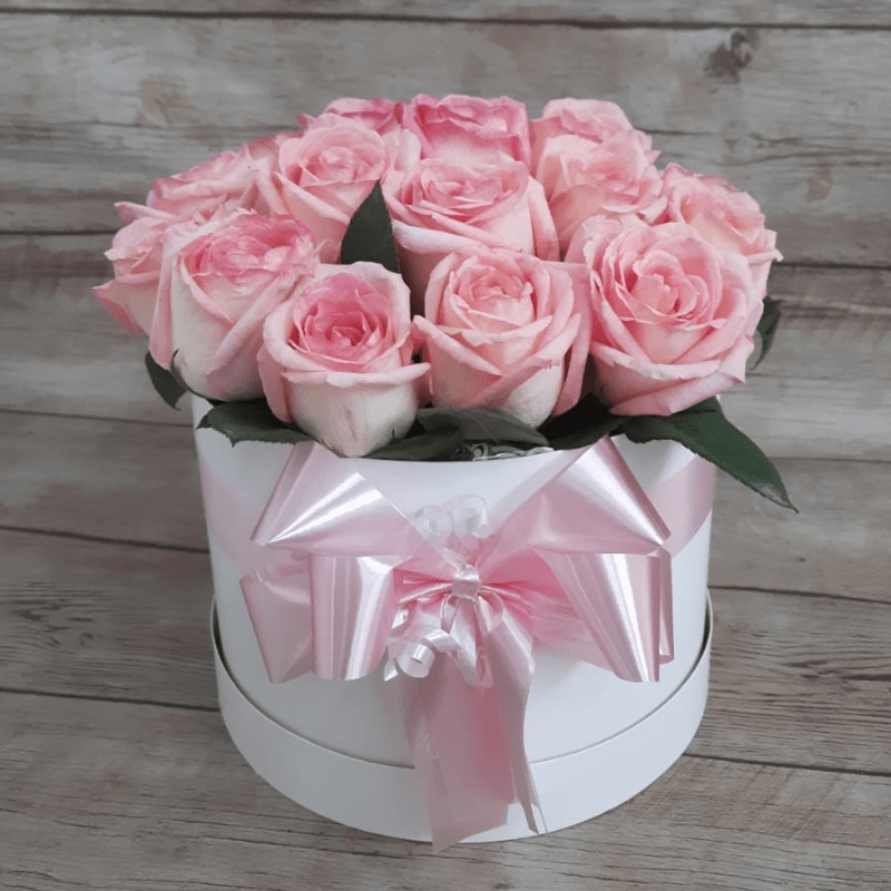 Arranjo na Caixa com 18 Rosas Cor de Rosa