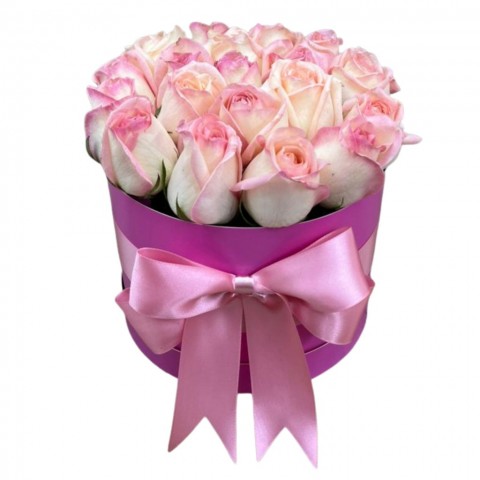 Arranjo na Caixa com 18 Rosas Cor de Rosa