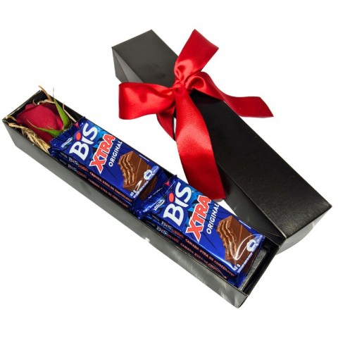 Mimo na Caixa "Preta" com 1 Rosa + 4 Chocolate Bis Xtra