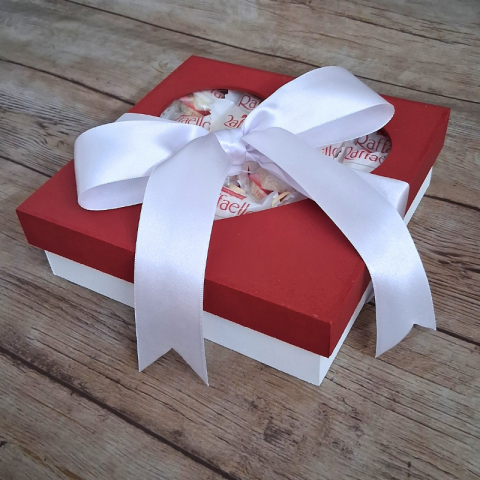 Caixa Te Amo com Chocolate Raffaello